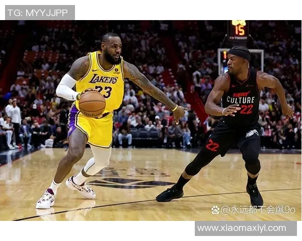 湖人热火精彩对决录播回顾球迷必看精彩瞬间与赛后分析 湖人热火精彩对决录播回顾球迷必看精彩瞬间与赛后分析