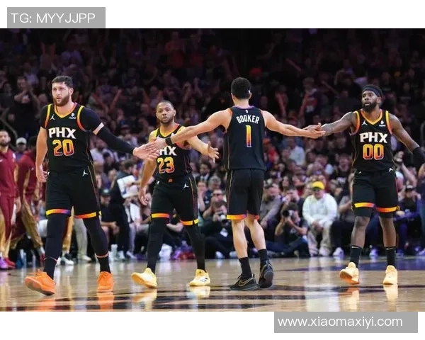 国王队与湖人队的激烈对决腾讯直播全程呈现精彩瞬间